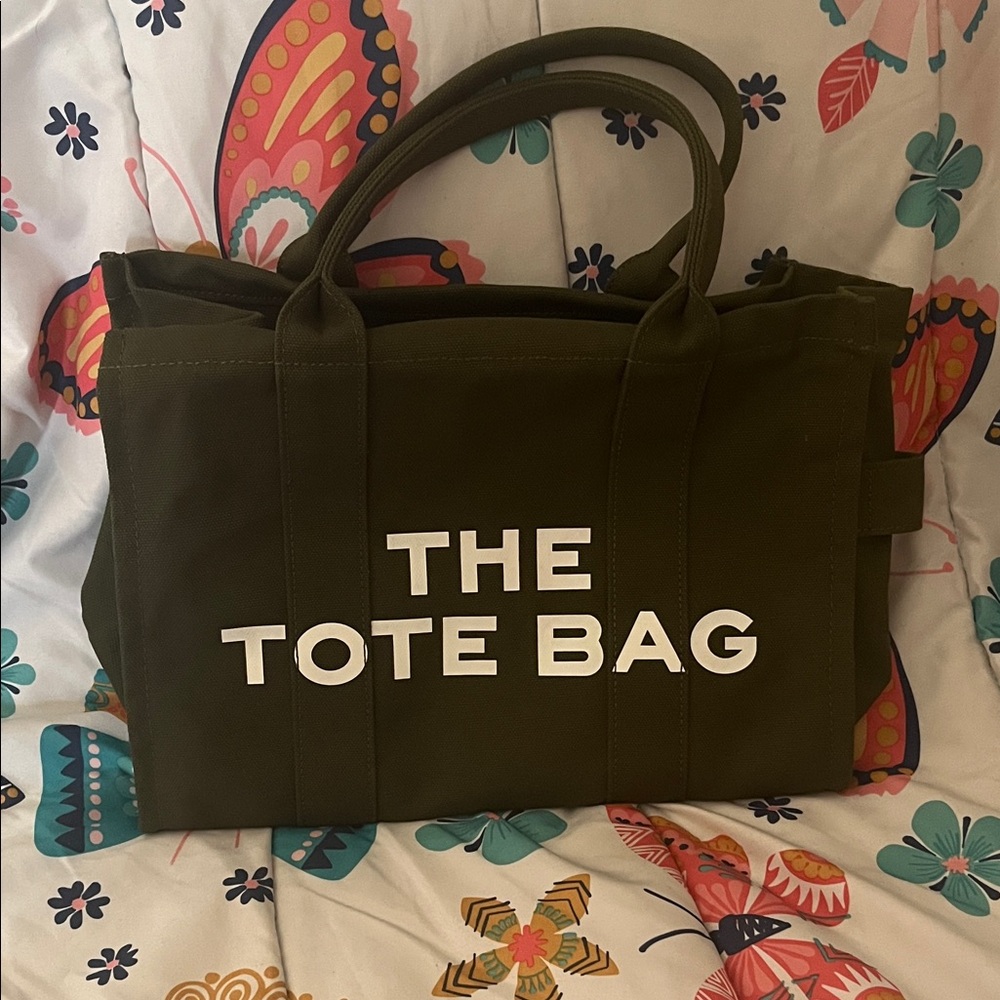 THE TOTE BAG New With Tags Canvas Army Green